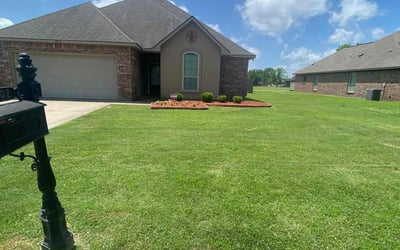 Photo of Lisa E.'s yard after getting lawn care in Cypress, TX