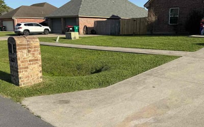 Photo of Shayna M.'s yard after getting lawn care in Lafayette, LA