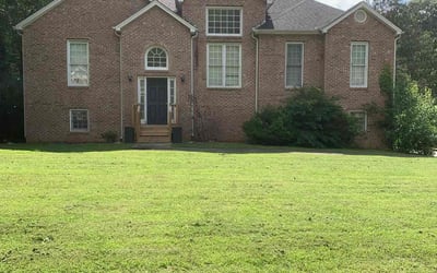Photo of Pam F.'s yard after getting lawn care in Saint Peters, MO