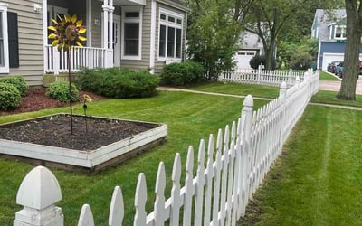 Photo of Barb R.'s yard after getting lawn care in Grayslake, IL