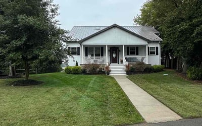 Photo of Akil S.'s yard after getting lawn care in Maitland, FL