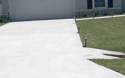 Photo of Beguis V.'s yard after getting lawn care in Longwood, FL