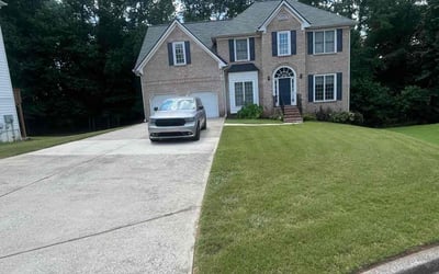 Photo of John G.'s yard after getting lawn care in Newport News, VA