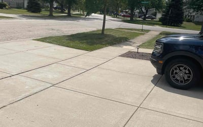 Photo of David L.'s yard after getting lawn care in Frankfort, IL