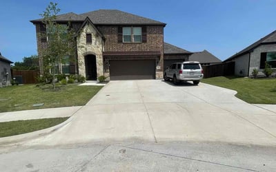 Photo of Hannah C.'s yard after getting lawn care in Willoughby, OH