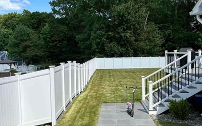 Photo of Aaron Bowser B.'s yard after getting lawn care in Brooklyn, NY