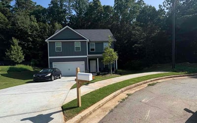 Photo of Peggy D.'s yard after getting lawn care in Sparks, NV
