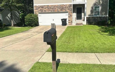 Photo of Johnny B.'s yard after getting lawn care in Elgin, SC