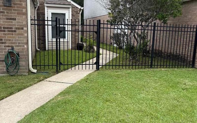 Photo of Christopher H.'s yard after getting lawn care in Baton Rouge, LA