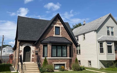 Photo of Sydney J.'s yard after getting lawn care in Chicago, IL