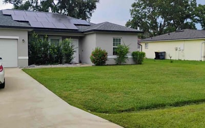 Photo of Gabriel P.'s yard after getting lawn care in Lavallette, NJ