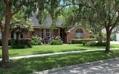 Photo of Jen H.'s yard after getting lawn care in Baton Rouge, LA