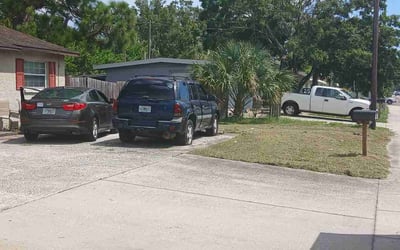 Photo of Zain Z.'s yard after getting lawn care in Scottsdale, AZ