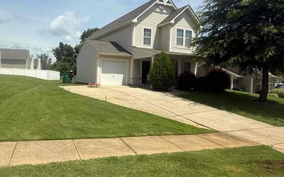 Photo of Jiahao L.'s yard after getting lawn care in Eden Prairie, MN