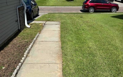 Photo of Stephanie H.'s yard after getting lawn care in Panama City, FL