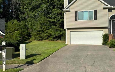 Photo of Bob F.'s yard after getting lawn care in Walpole, MA