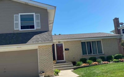 Photo of George L.'s yard after getting lawn care in Schaumburg, IL