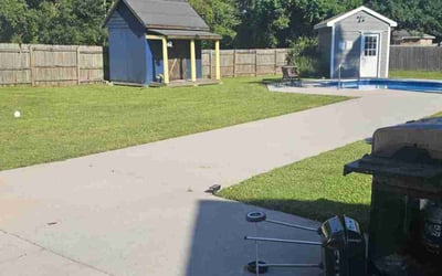 Photo of Glenn E.'s yard after getting lawn care in Ocean Springs, MS