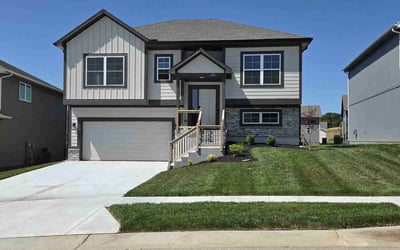 Photo of Tamika S.'s yard after getting lawn care in Loxahatchee, FL