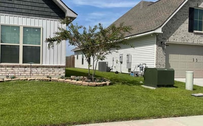 Photo of Covenant E.'s yard after getting lawn care in Plaquemine, LA