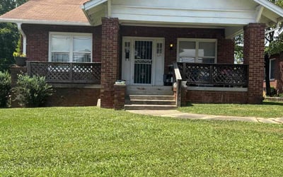 Photo of Lindsy A.'s yard after getting lawn care in Lake Villa, IL