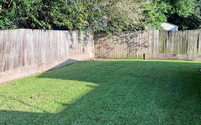 Photo of Angela K.'s yard after getting lawn care in Bend, OR