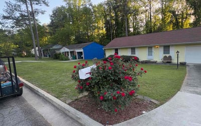 Photo of T. W.'s yard after getting lawn care in Smyrna, GA