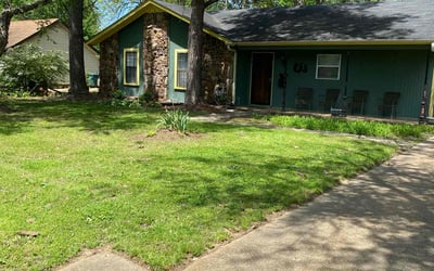 Photo of Katie B.'s yard after getting lawn care in Senatobia, MS