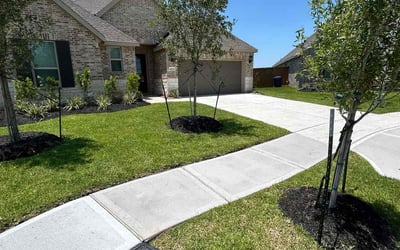 Photo of Kaitlen S.'s yard after getting lawn care in Texas City, TX