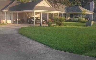 Photo of Firuza I.'s yard after getting lawn care in Pascagoula, MS