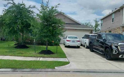 Photo of Bee D.'s yard after getting lawn care in Evansville, IN
