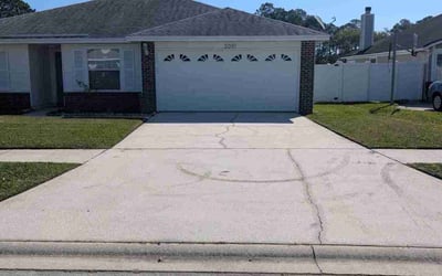 Photo of Sam Z.'s yard after getting lawn care in Jacksonville, FL