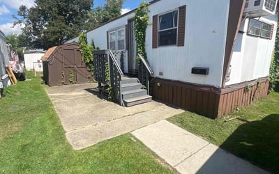 Photo of Alyssa P.'s yard after getting lawn care in Gloucester City, NJ