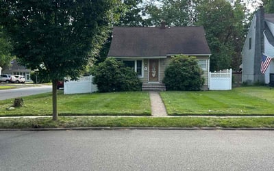 Photo of Christine K.'s yard after getting lawn care in Bronx, NY