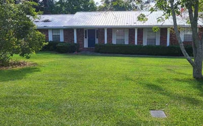 Photo of James M.'s yard after getting lawn care in Havana, FL