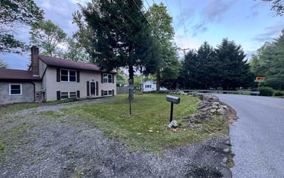 Photo of Dianne P.'s yard after getting lawn care in Janesville, WI