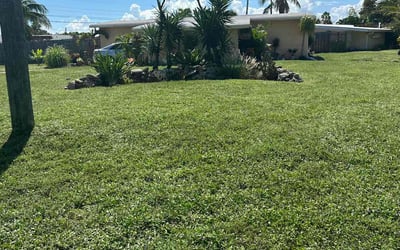 Photo of Melissa E.'s yard after getting lawn care in Satellite Beach, FL
