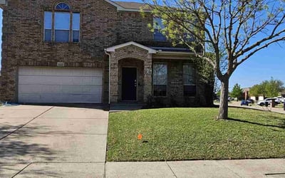 Photo of Ablavi K.'s yard after getting lawn care in Burleson, TX