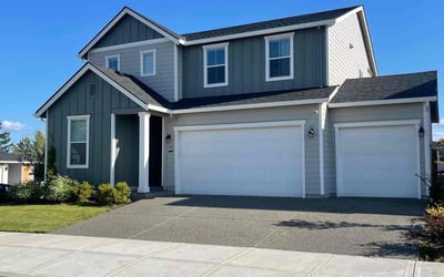 Photo of Emma J.'s yard after getting lawn care in Ridgefield, WA