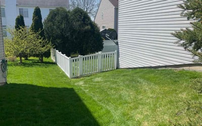 Photo of Cheryl R.'s yard after getting lawn care in Bartlett, IL