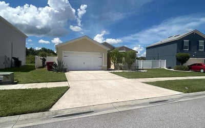 Photo of Teri K.'s yard after getting lawn care in Allison Park, PA
