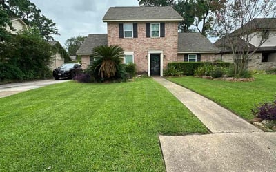 Photo of Tyler T.'s yard after getting lawn care in Norman, OK