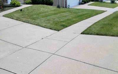 Photo of Joshua B.'s yard after getting lawn care in Leesburg, VA