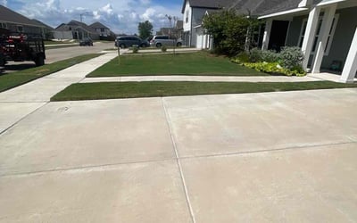 Photo of Jenna B.'s yard after getting lawn care in Terrell, TX