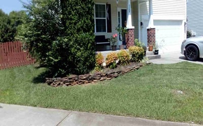 Photo of Carolyn H.'s yard after getting lawn care in Harrisburg, NC