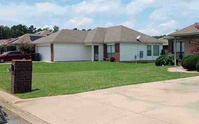 Photo of Krista P.'s yard after getting lawn care in Dyer, IN