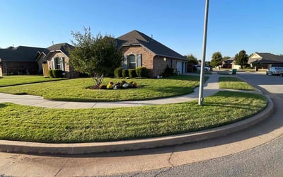 Photo of Mary C.'s yard after getting lawn care in Yukon, OK