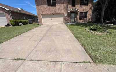 Photo of Naida R.'s yard after getting lawn care in Fenton, MI
