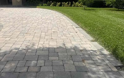Photo of Devonna K.'s yard after getting lawn care in Johnson City, TN