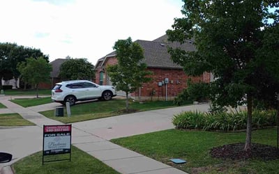Photo of Cheryl L.'s yard after getting lawn care in El Paso, TX